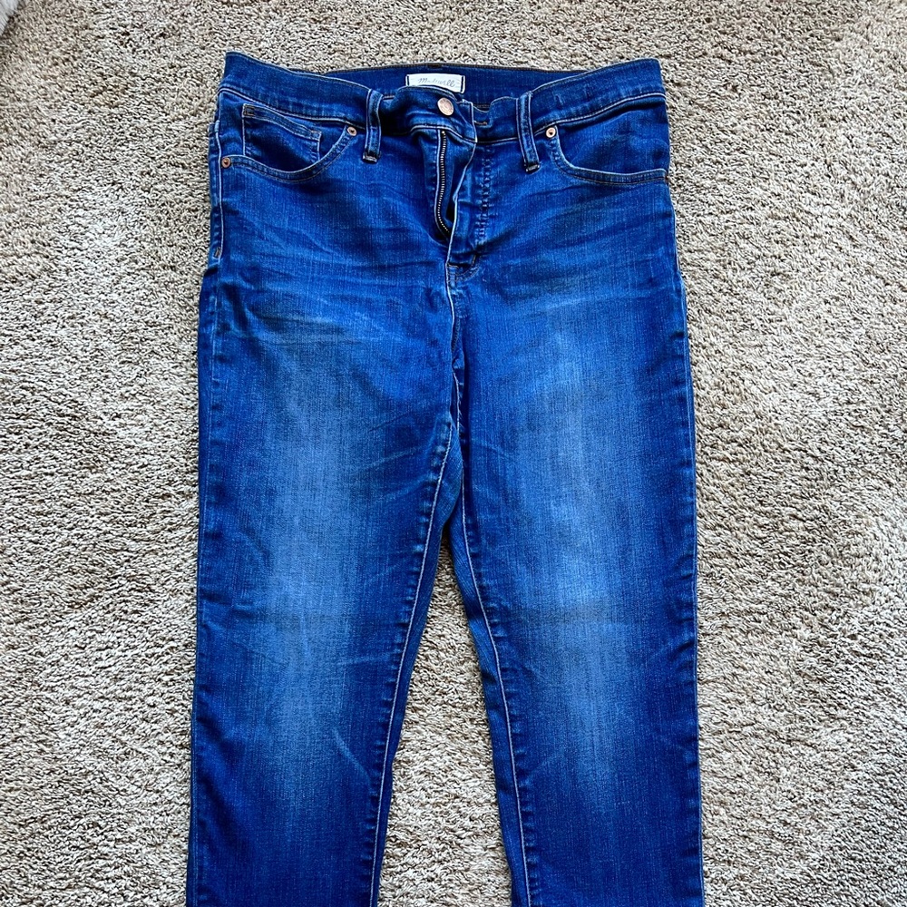 Madewell Size 32 - 9” High Rise Skinny Darker Jean